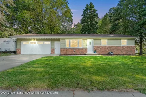 912 W Shepherd St, Charlotte, MI 48813