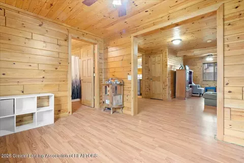 Entry Way - 226 N Ewen St, Maple Rapids, MI 48853 photo 4 of 6