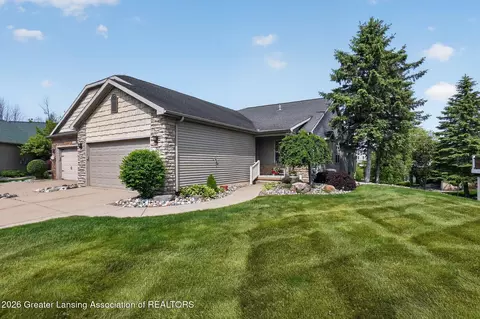 4024 Sierra Hts #60, Holt, MI 48842