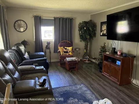 Living - 5720 W Sargent Rd, Gladwin, MI 48624 photo 1 of 1