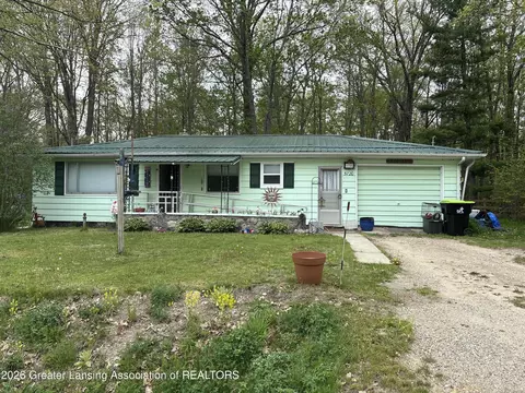 5720 W Sargent Rd, Gladwin, MI 48624