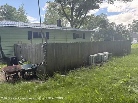 Exterior - 5720 W Sargent Rd, Gladwin, MI 48624 photo 4 of 4
