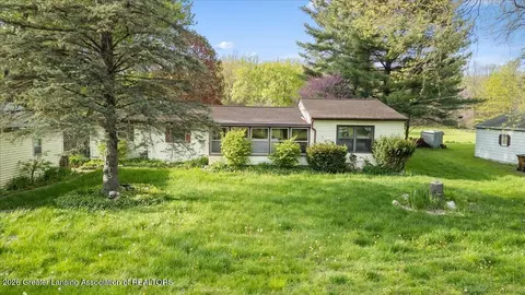 11075 W Jolly Rd, Lansing, MI 48911