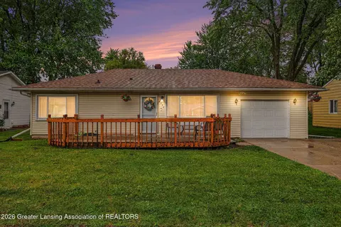 4558 Kathy Kourt, Holt, MI 48842