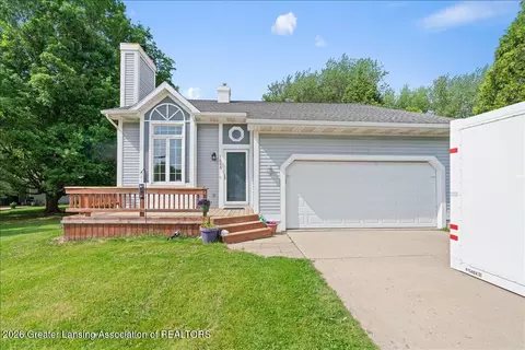 Exterior - 1628 W Herbison Dr, Dewitt, MI 48820 photo 11 of 12
