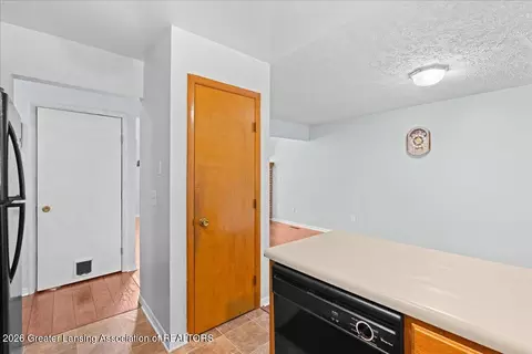 Entry Way - 1628 W Herbison Dr, Dewitt, MI 48820 photo 4 of 5