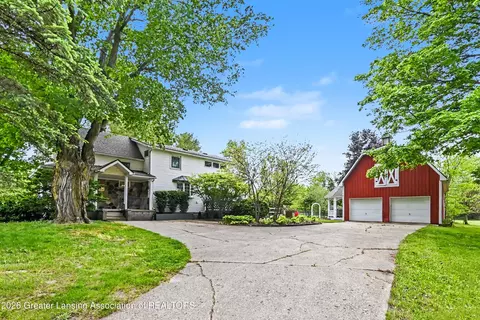 7124 E Clinton Trl, Eaton Rapids, MI 48827