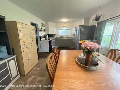 Dining - 630 Summer St, Olivet, MI 49076 photo 2 of 4