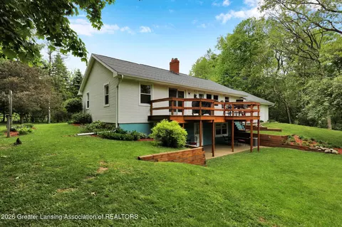 Exterior - 601 Hanover St, Concord, MI 49237 photo 2 of 10