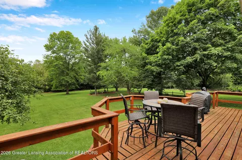Exterior - 601 Hanover St, Concord, MI 49237 photo 5 of 10