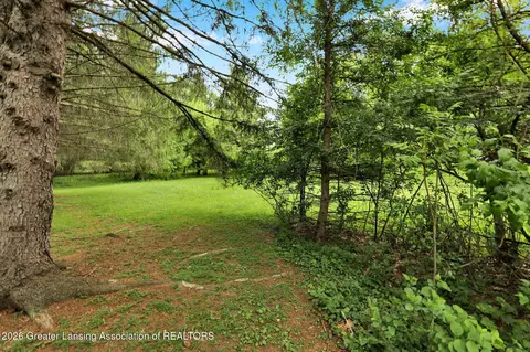 Exterior - 601 Hanover St, Concord, MI 49237 photo 8 of 10