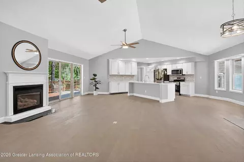 Living - 9103 Bridge St, Dimondale, MI 48821 photo 2 of 6