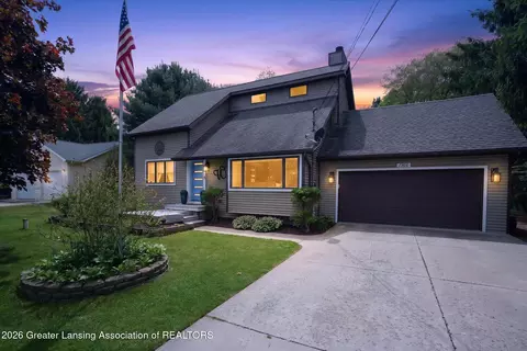 7300 W Victoria Dr, Laingsburg, MI 48848