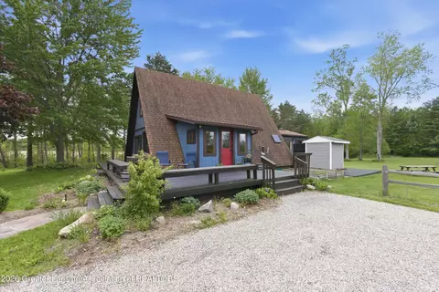 Exterior - 15080 S Tallman Rd, Eagle, MI 48822 photo 11 of 15