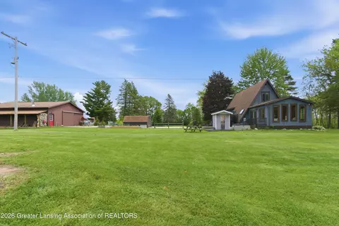 Exterior - 15080 S Tallman Rd, Eagle, MI 48822 photo 4 of 15