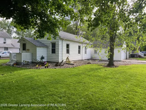 600 S Church St, Saint Johns, MI 48879