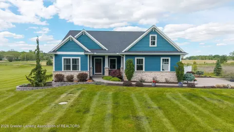 3950 W Howe Rd, Dewitt, MI 48820