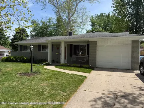 2913 Quincy St, Lansing, MI 48910