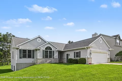 1160 Lacosta Dr, Dewitt, MI 48820
