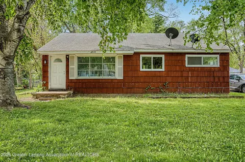 2019 Ferrol St, Lansing, MI 48910