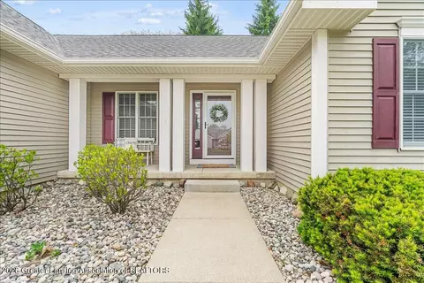Exterior - 13048 Addington Dr, Dewitt, MI 48820 photo 2 of 7