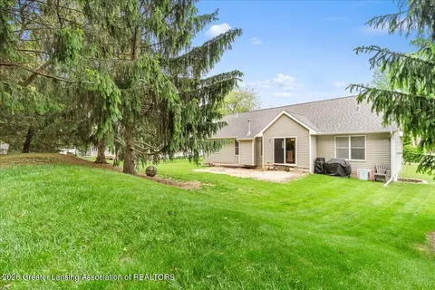 Exterior - 13048 Addington Dr, Dewitt, MI 48820 photo 5 of 7