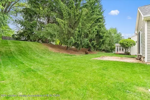 Exterior - 13048 Addington Dr, Dewitt, MI 48820 photo 7 of 7