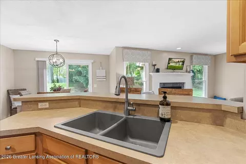 Kitchen - 13048 Addington Dr, Dewitt, MI 48820 photo 5 of 5