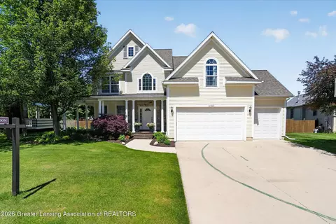 16920 Black Walnut Ln, East Lansing, MI 48823