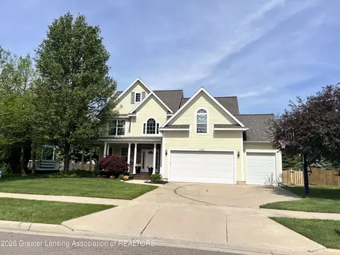 16920 Black Walnut Ln, East Lansing, MI 48823