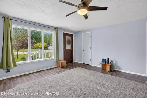 Living - 217 Brown St, Ithaca, MI 48847 photo 1 of 1