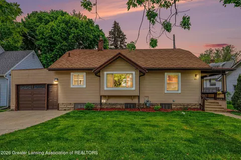 312 W Rockford Rd, Lansing, MI 48910