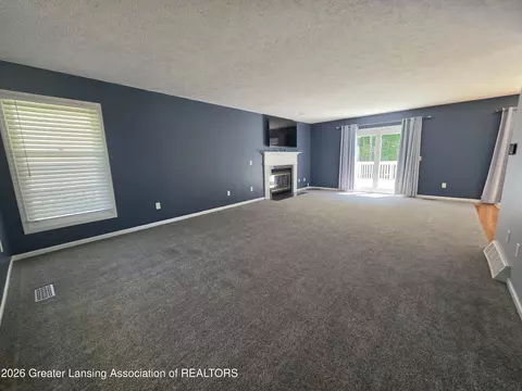 Living - 301 Windy Rush Ln, Dewitt, MI 48820 photo 1 of 4