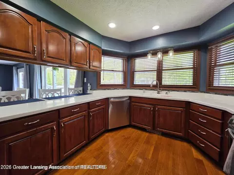 Kitchen - 301 Windy Rush Ln, Dewitt, MI 48820 photo 1 of 6