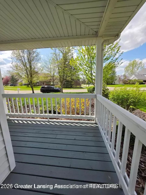 Exterior - 301 Windy Rush Ln, Dewitt, MI 48820 photo 9 of 20