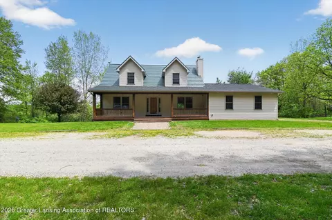 1300 E Round Lake Rd, Dewitt, MI 48820