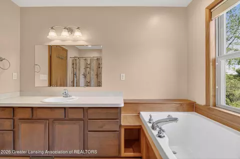 Bath - 1300 E Round Lake Rd, Dewitt, MI 48820 photo 3 of 6
