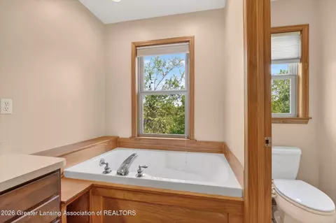 Bath - 1300 E Round Lake Rd, Dewitt, MI 48820 photo 2 of 6