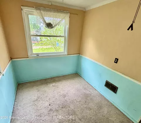 Bedroom - 2212 Lyons Ave, Lansing, MI 48910 photo 1 of 2