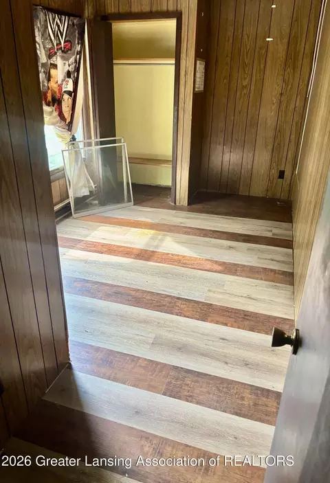 Entry Way - 2212 Lyons Ave, Lansing, MI 48910 photo 3 of 4