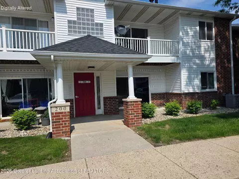 203 Carom Cir, Mason, MI 48854