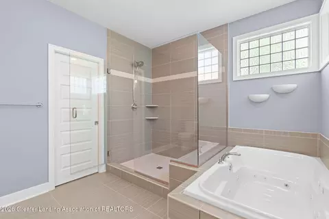 Bath - 1566 Wellman Rd, Dewitt, MI 48820 photo 3 of 4