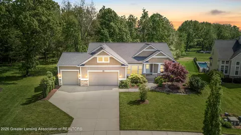1566 Wellman Rd, Dewitt, MI 48820