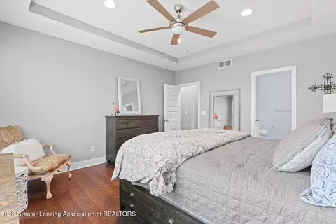 Bedroom - 1566 Wellman Rd, Dewitt, MI 48820 photo 2 of 4