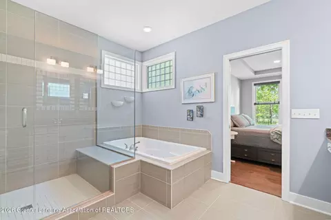 Bath - 1566 Wellman Rd, Dewitt, MI 48820 photo 2 of 4