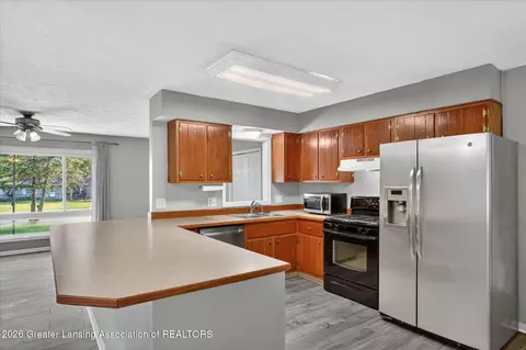 Kitchen - 2037 Webster Rd, Lansing, MI 48917 photo 2 of 5