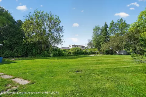 Exterior - 2037 Webster Rd, Lansing, MI 48917 photo 4 of 4