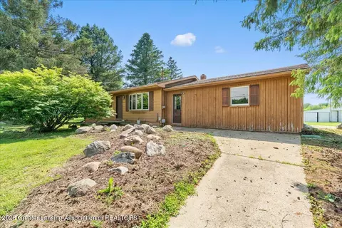 1570 S Williamston Rd, Dansville, MI 48819