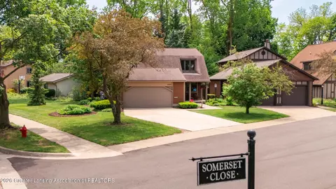 1400 Somerset Close, East Lansing, MI 48823