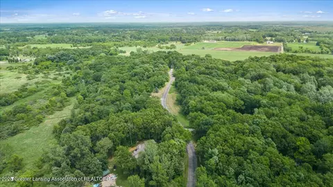 5675 Iosco Mountain Rd, Gregory, MI 48137 photo 7